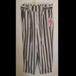 Loose boyfriend pants